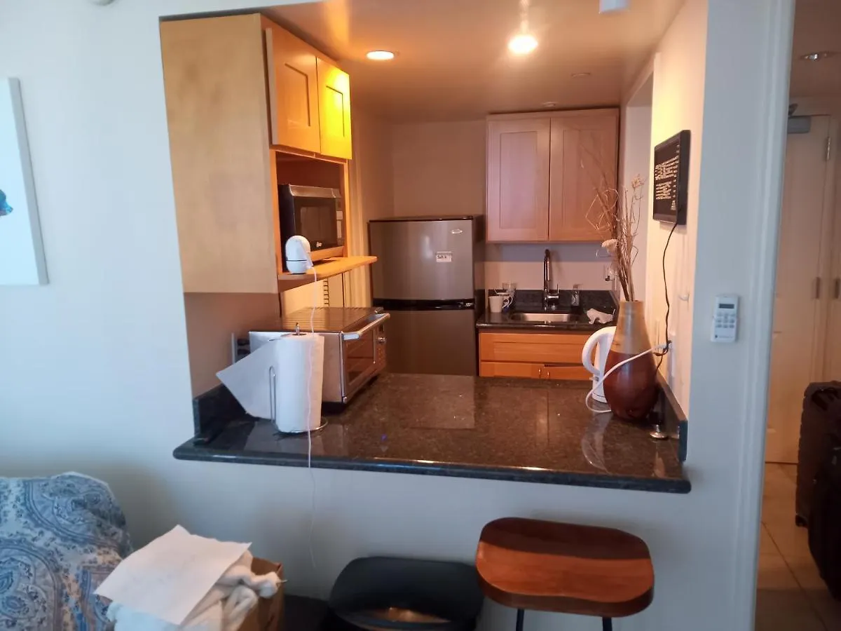 Royal Garden Waikiki Studio Гонолулу Апартаменты